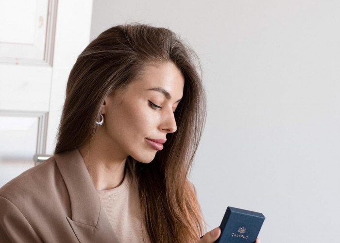 How to Pair Your Jewelry with The Make-Up