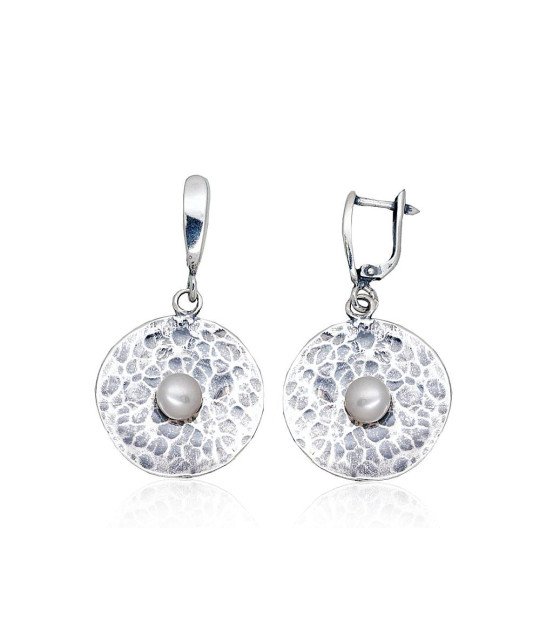 Silver earrings with 'english' lock, Silver 925°, oxide (Plating), Fresh-water Pearl