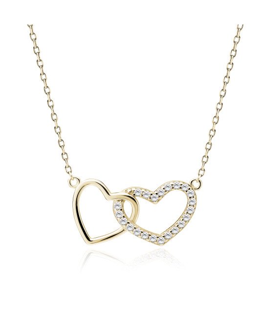 Kullatut hopeiset kaulakorut sydänriipuksilla