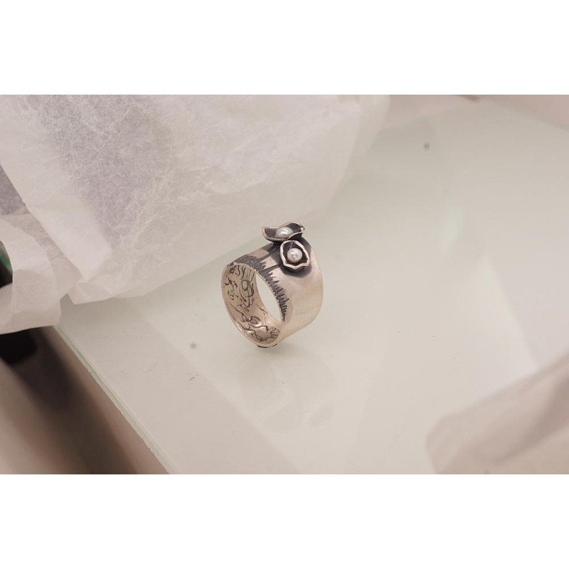 Hõbesõrmus, Hõbe 925°, oksüüd (kate), Pärlitest