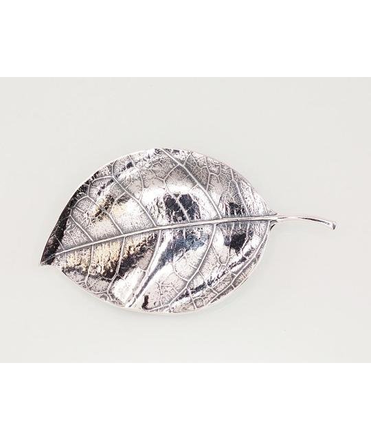 Silver brooch, Silver 925°, oxide (Plating)