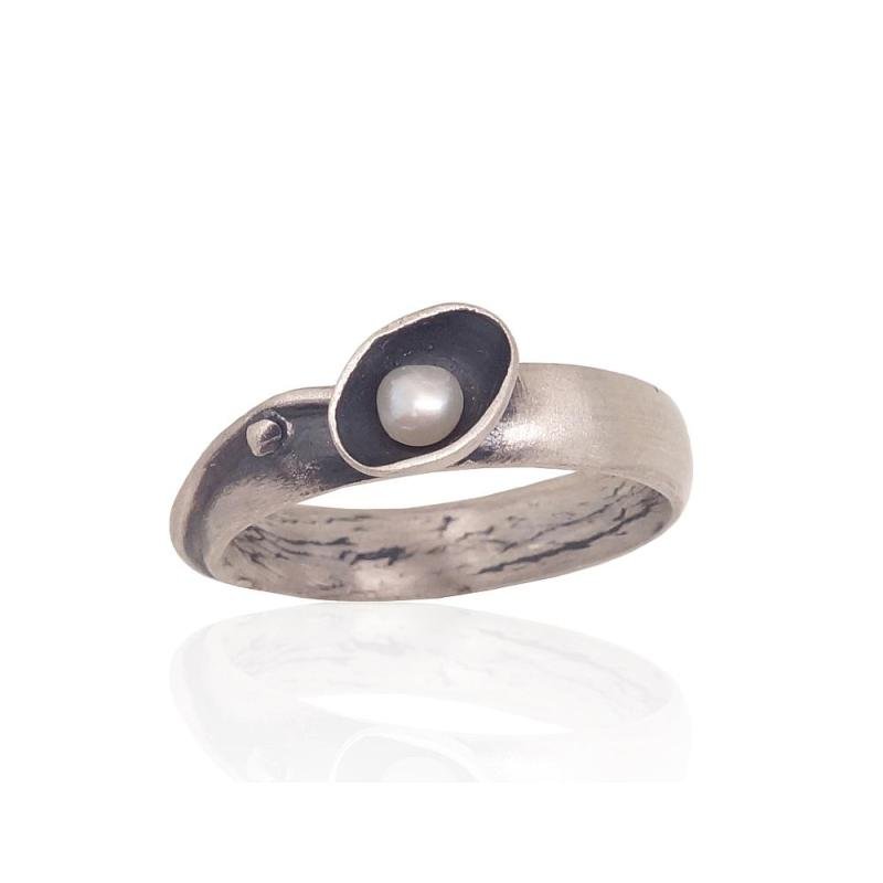 Серебряное кольцо, Серебро 925°, оксид (покрытие), Жемчуг