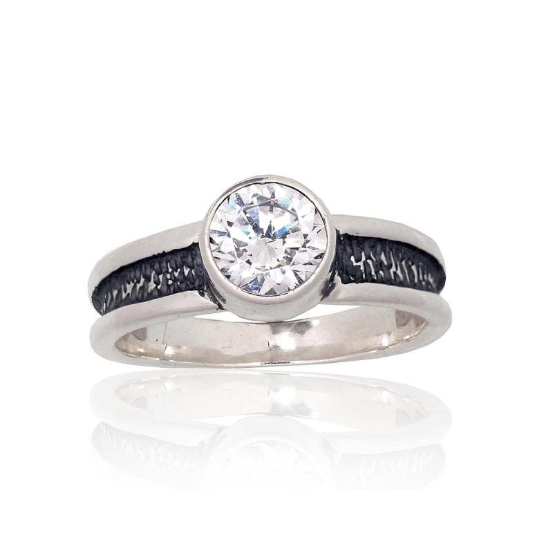 Серебряное кольцо, Серебро 925°, оксид (покрытие), Цирконы