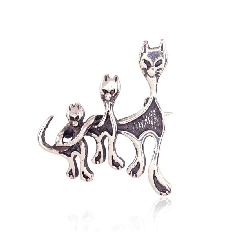 Silver brooch, Silver 925°, oxide (Plating)